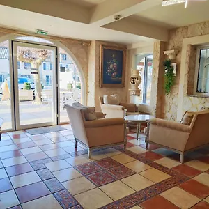 Hotel Hôtel-restaurant Le Commerce, Nogaro