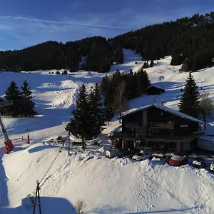 https://le-chalet-de-bisanne.hotels-rhonealpes.com